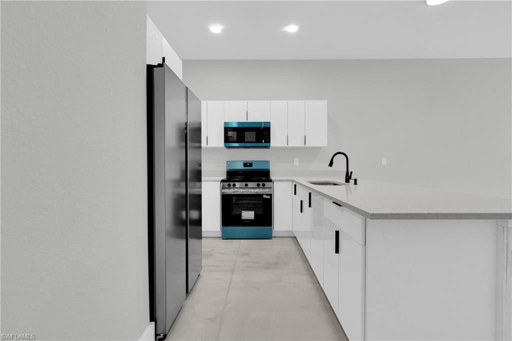 218 Homer Ave S, Lehigh Acres, FL 33973 Photo