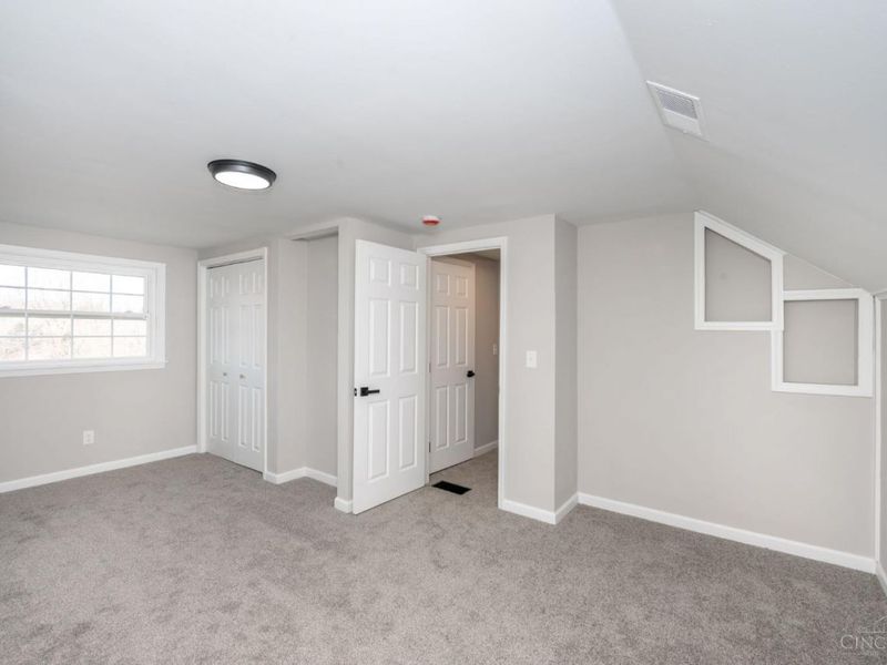 1476 Foxwood Drive, North College Hill, OH 45231 Photo 18