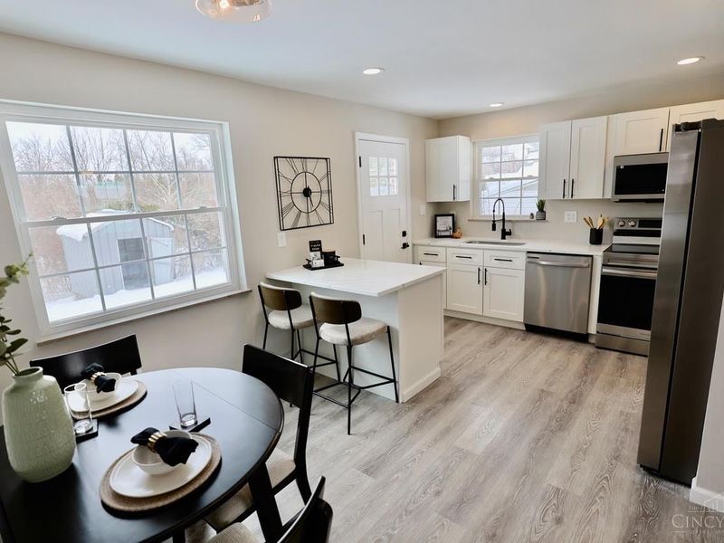 1476 Foxwood Drive, North College Hill, OH 45231 Photo 5