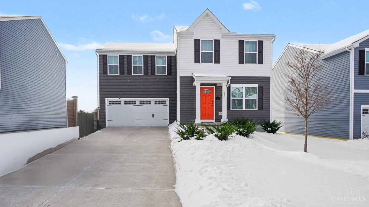 237 Rivers Breeze Court, Ohio Twp, OH 45157 Main Photo