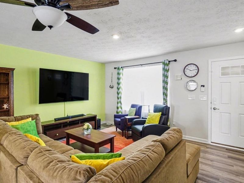 237 Rivers Breeze Court, Ohio Twp, OH 45157 Photo 2