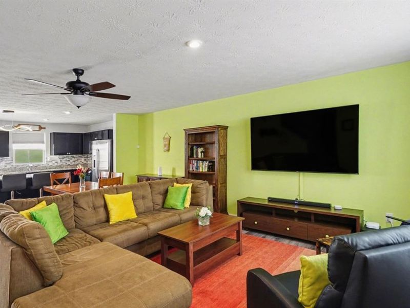 237 Rivers Breeze Court, Ohio Twp, OH 45157 Photo 4