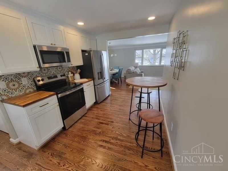 148 Waxwing Drive, Reading, OH 45236 Photo 6