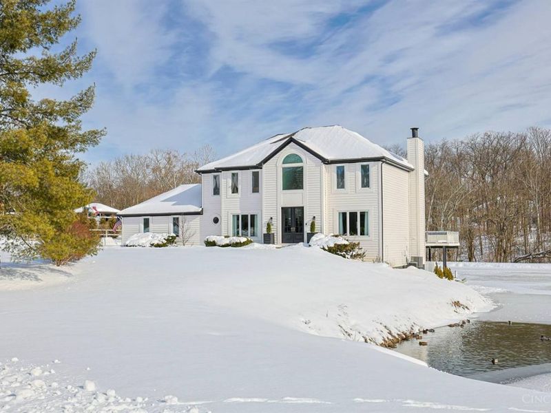 9986 Pond Woods Lane, Sharonville, OH 45241 Photo 3