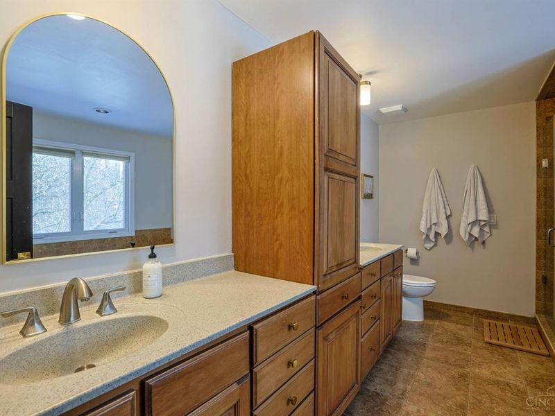 9986 Pond Woods Lane, Sharonville, OH 45241 Photo 30