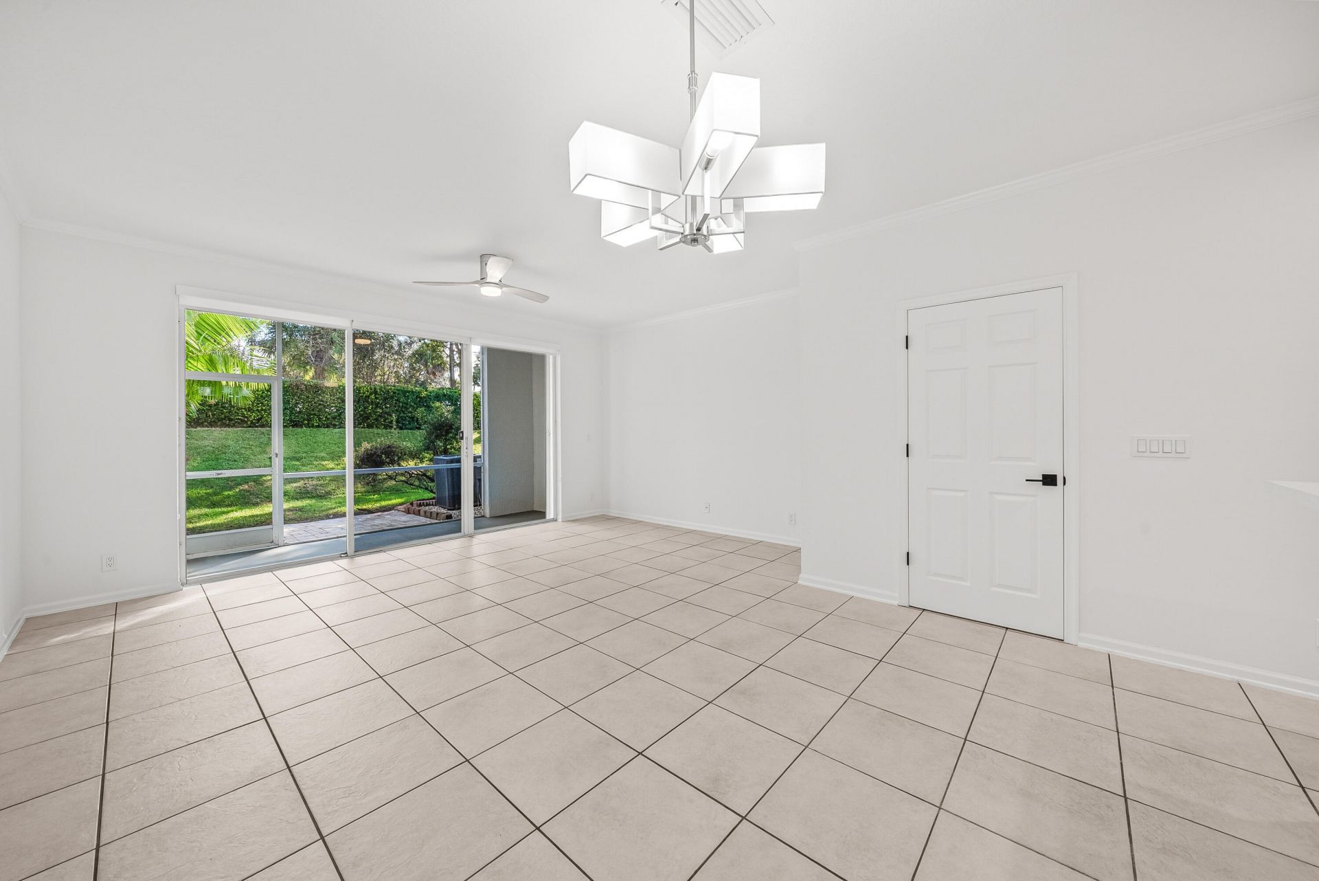 8024 Briantea Drive, Boynton Beach, FL 33472 Photo