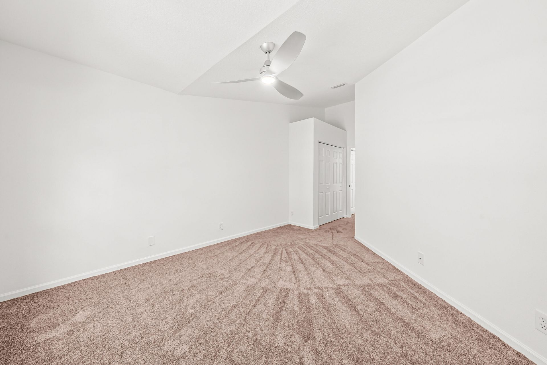 8024 Briantea Drive, Boynton Beach, FL 33472 Photo