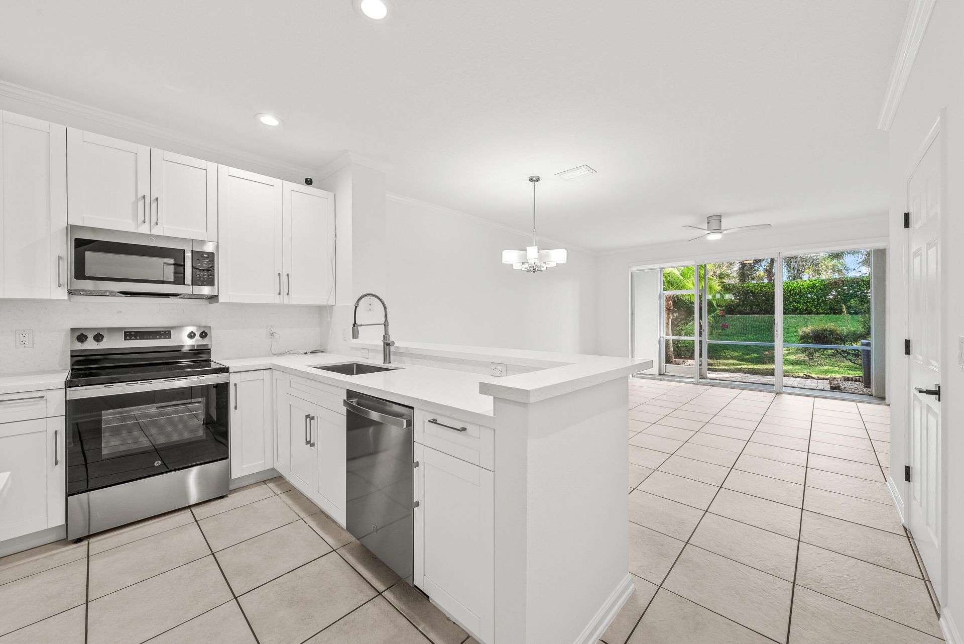 8024 Briantea Drive, Boynton Beach, FL 33472 Photo