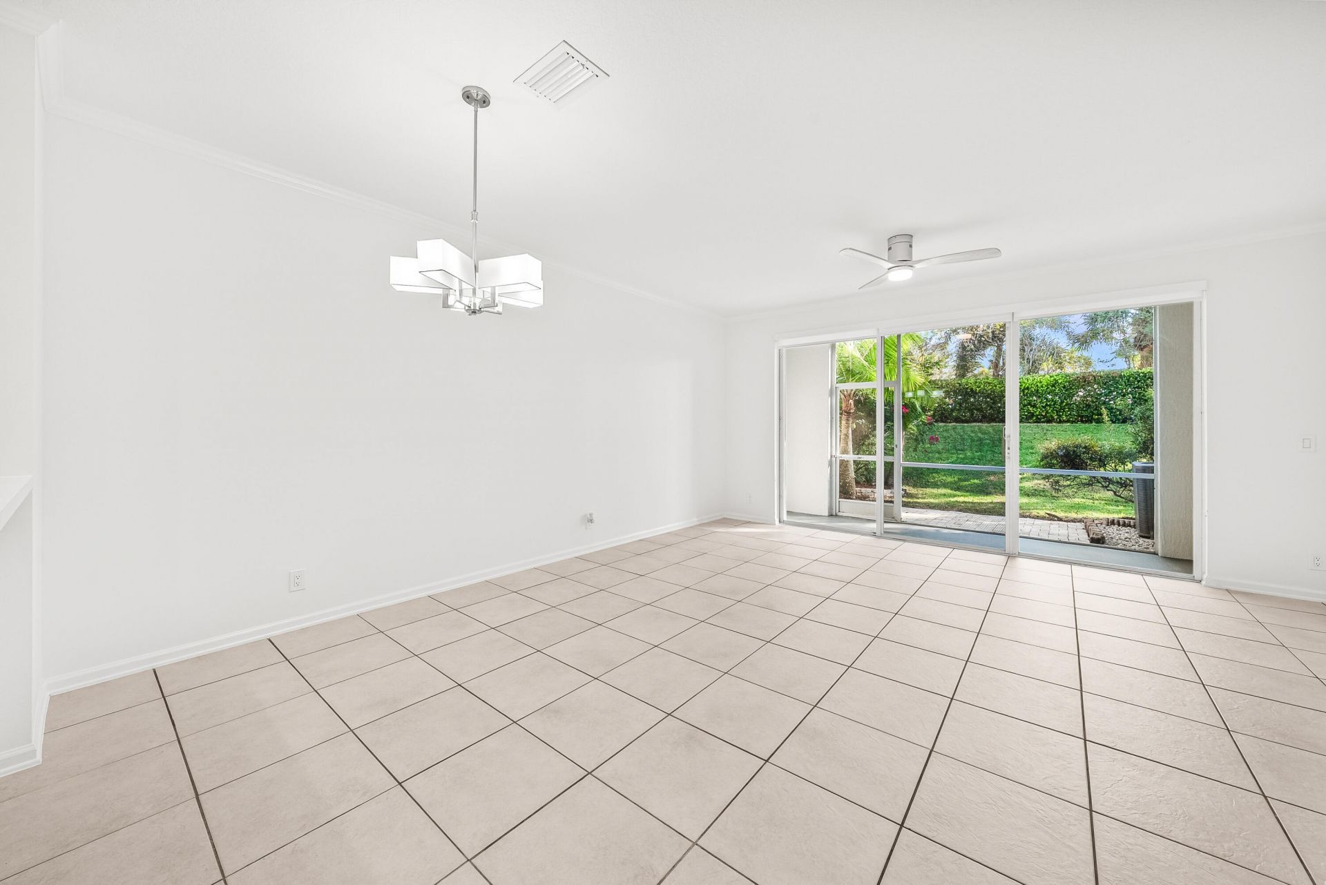 8024 Briantea Drive, Boynton Beach, FL 33472 Photo