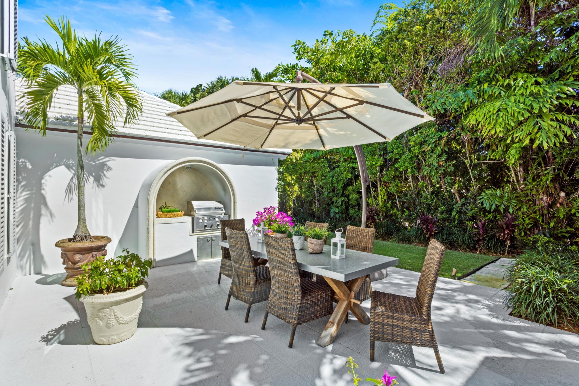 327 Arabian Road, Palm Beach, FL 33480 Photo