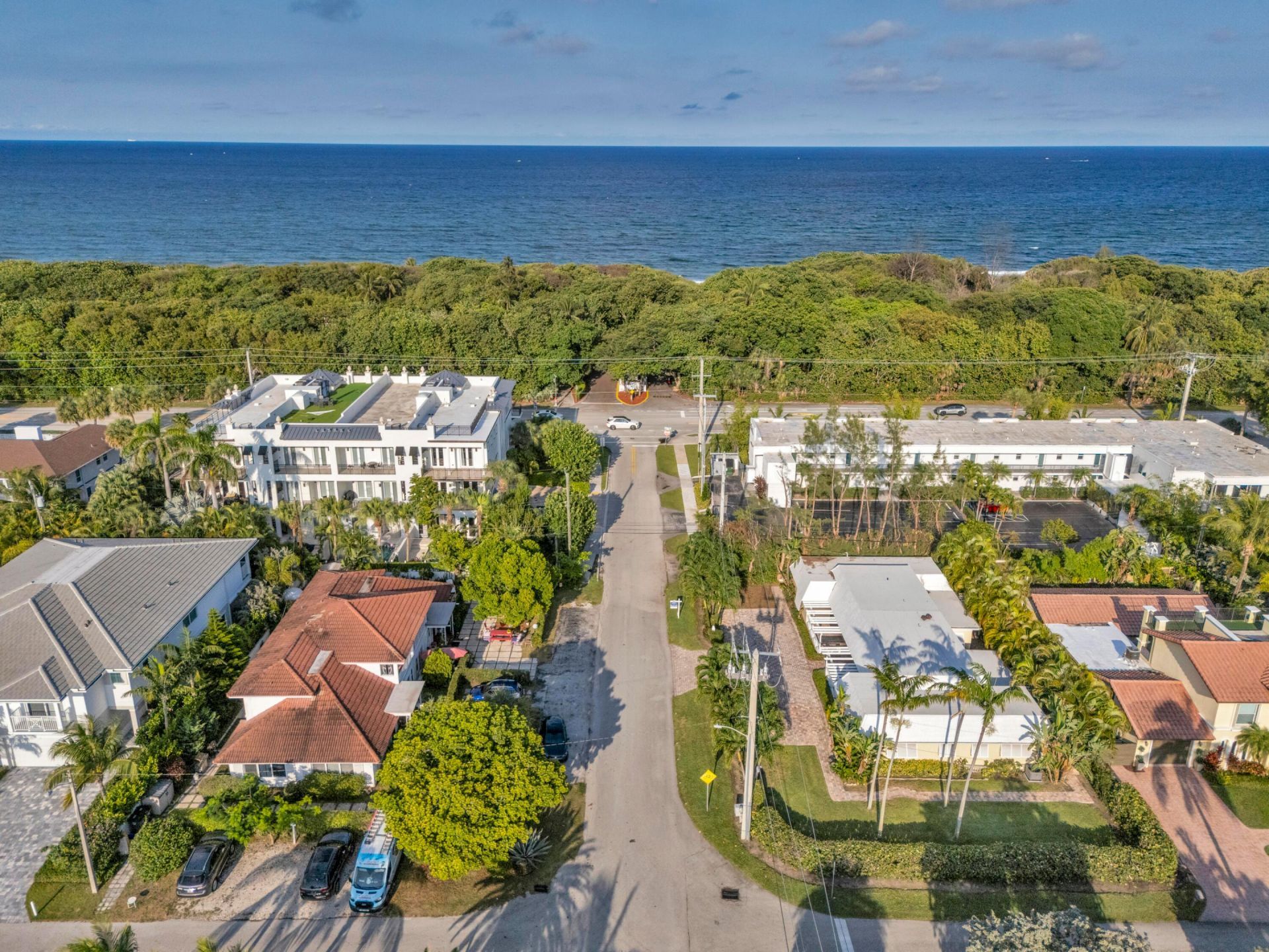 900 NE 4th Street, Unit B, Boca Raton, FL 33432 Photo