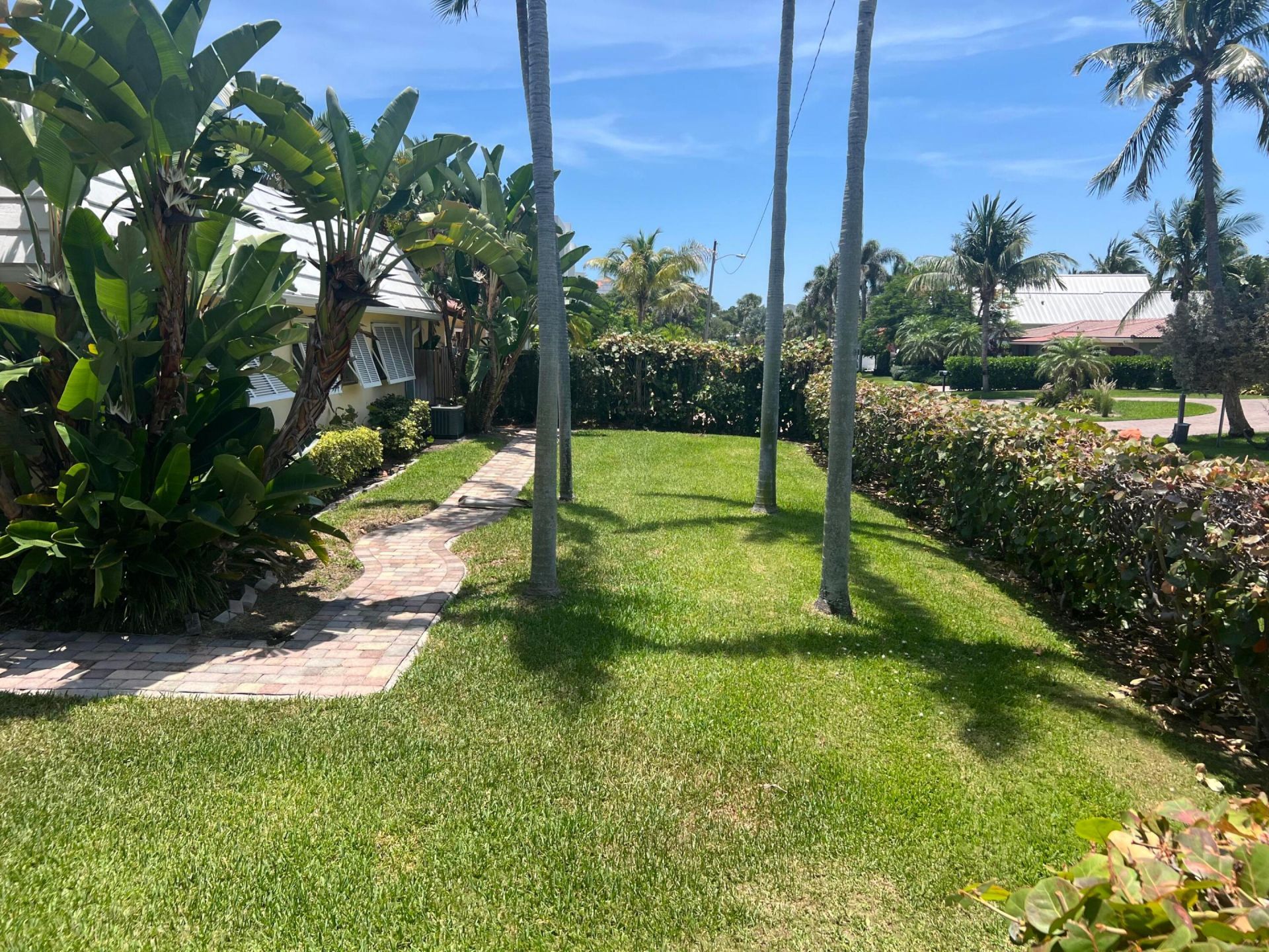 900 NE 4th Street, Unit B, Boca Raton, FL 33432 Photo