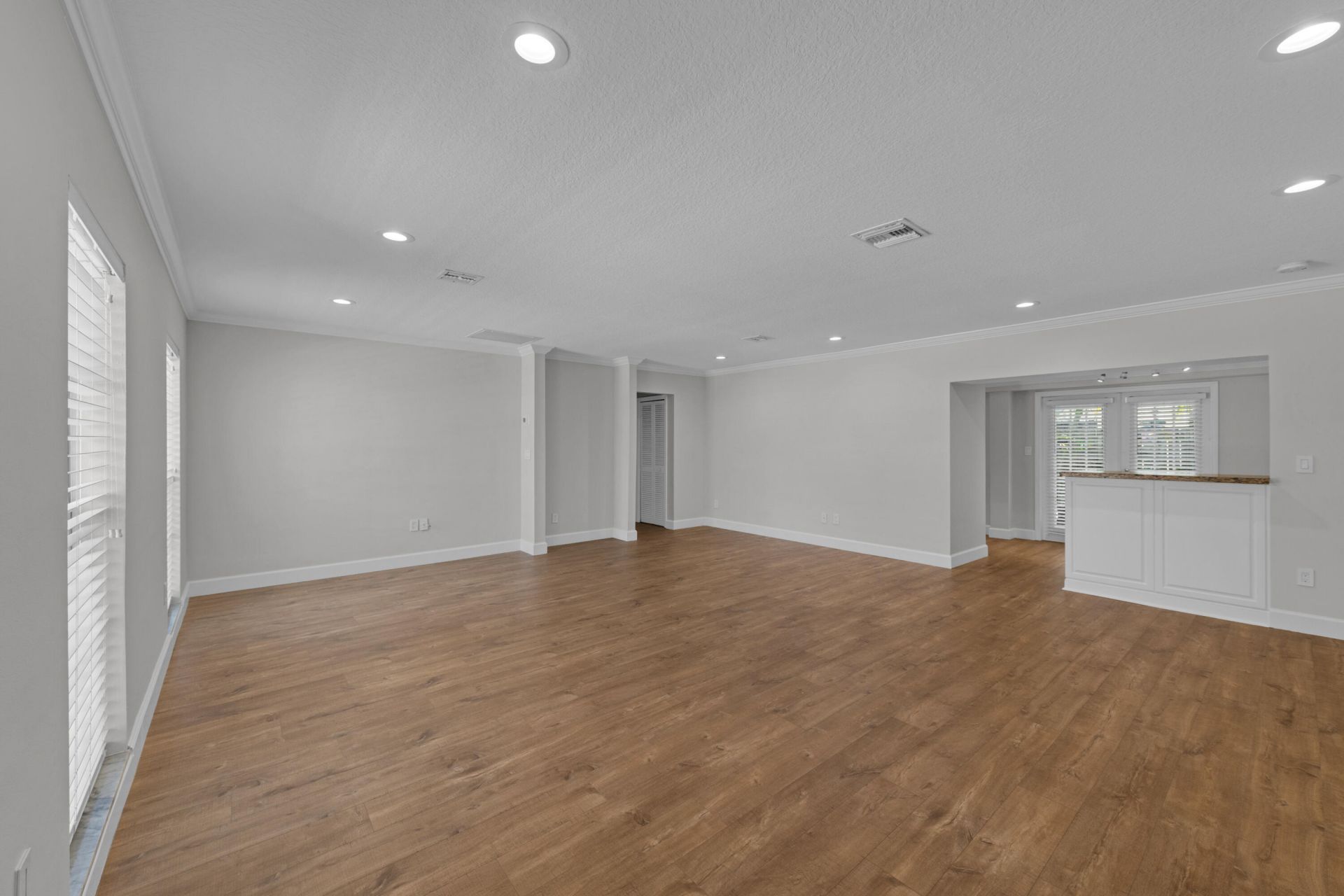 900 NE 4th Street, Unit B, Boca Raton, FL 33432 Photo