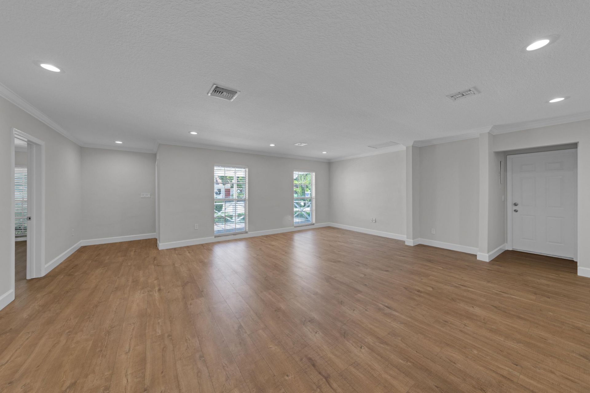 900 NE 4th Street, Unit B, Boca Raton, FL 33432 Photo