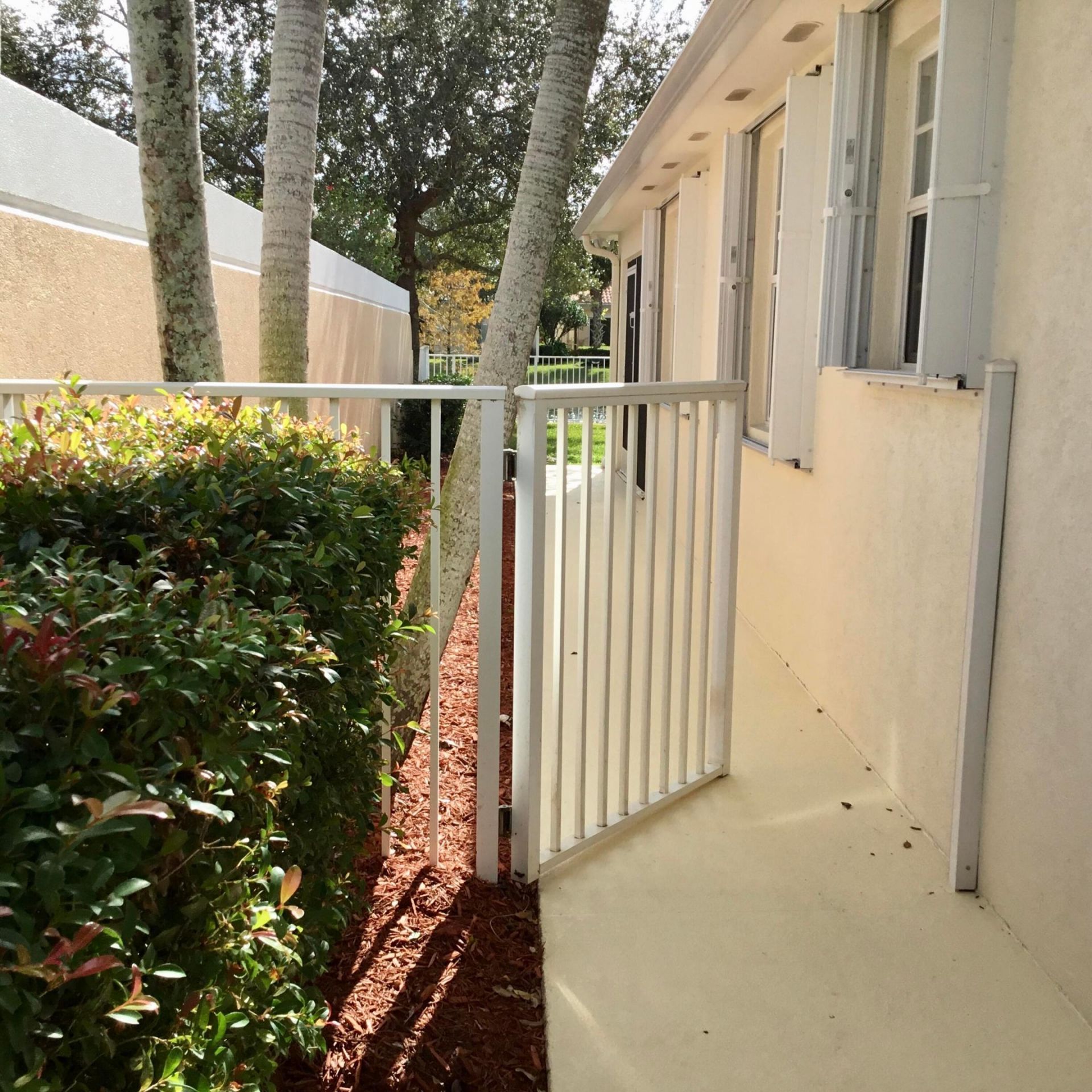 8350 Saint Johns Court, Wellington, FL 33414 Photo