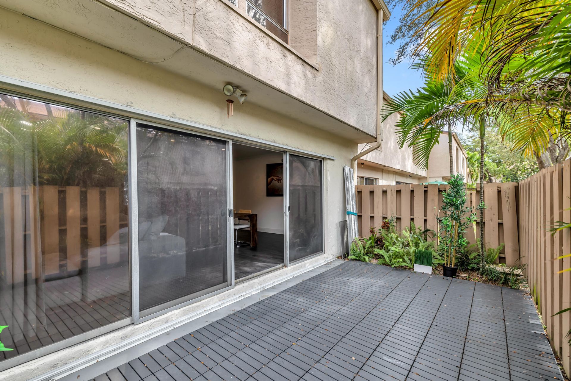 881 NW 81 Way, Unit 3, Plantation, FL 33324 Photo