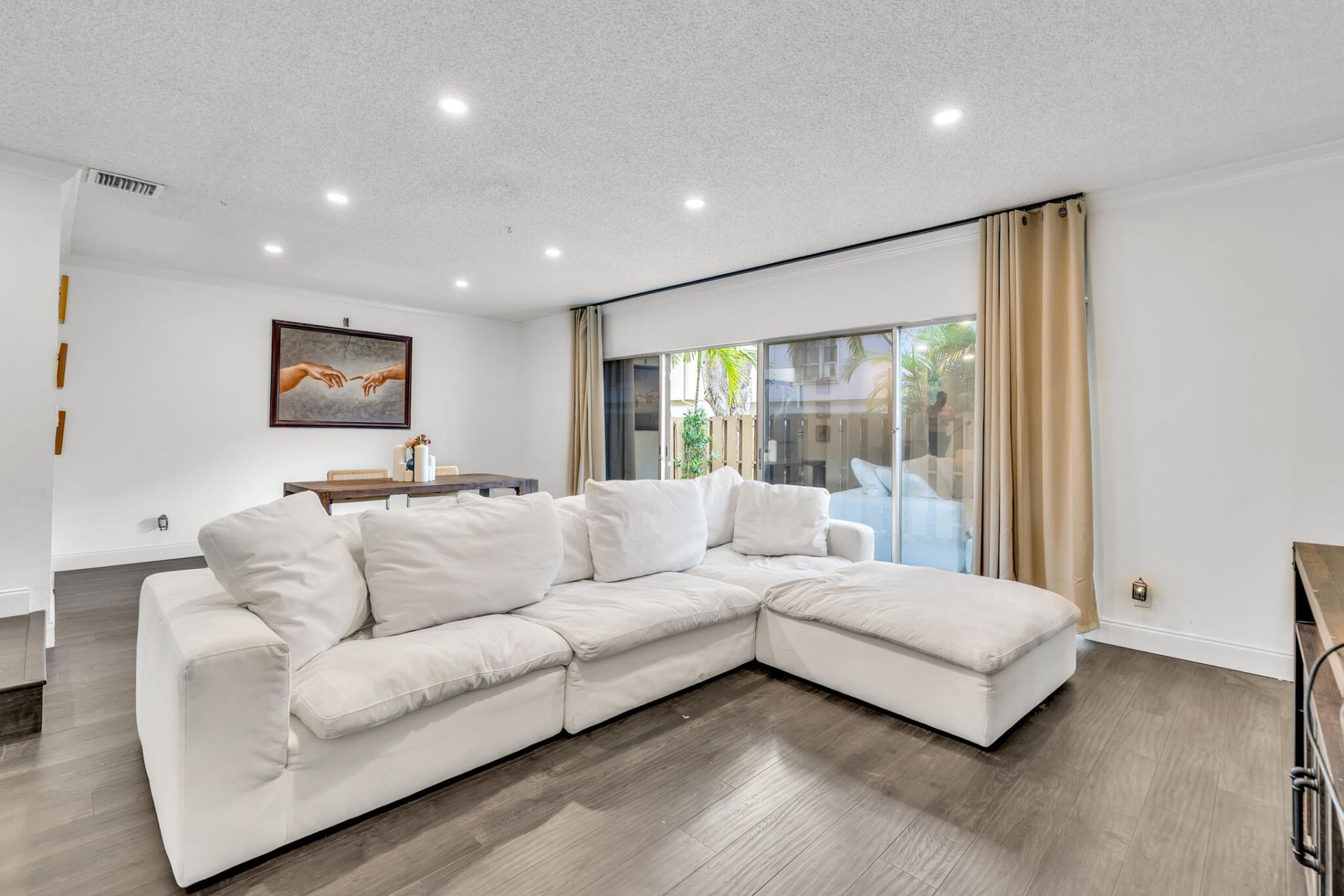 881 NW 81 Way, Unit 3, Plantation, FL 33324 Photo