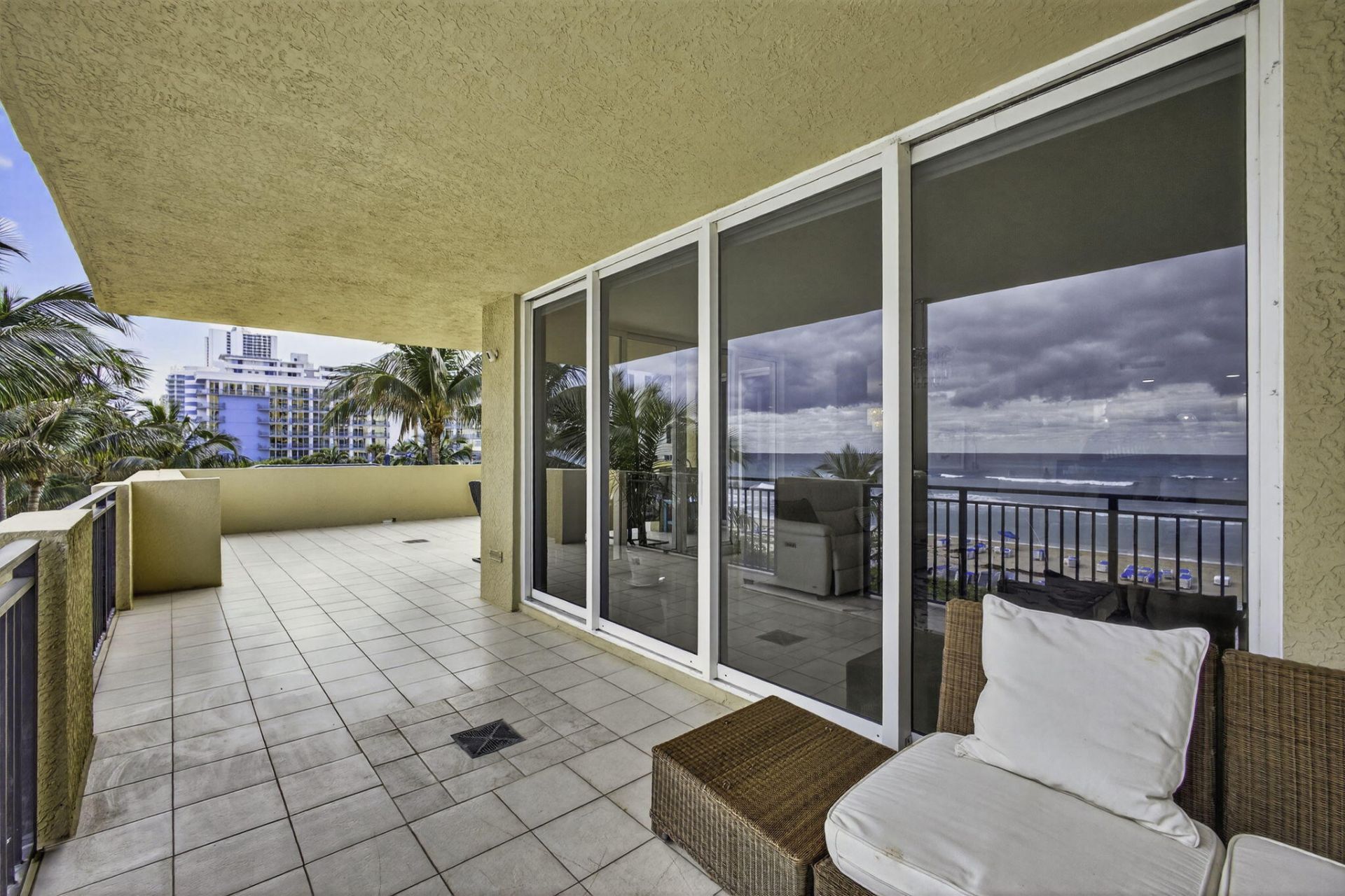3800 N Ocean Drive, Unit 452, Singer Island, FL 33404 Photo