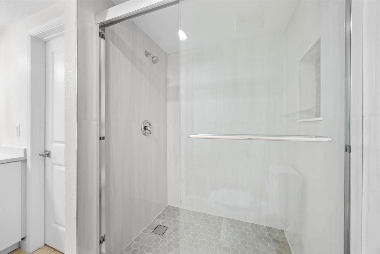 158 SW Peacock Boulevard, Unit 30-104, Port Saint Lucie, FL 34986 Photo