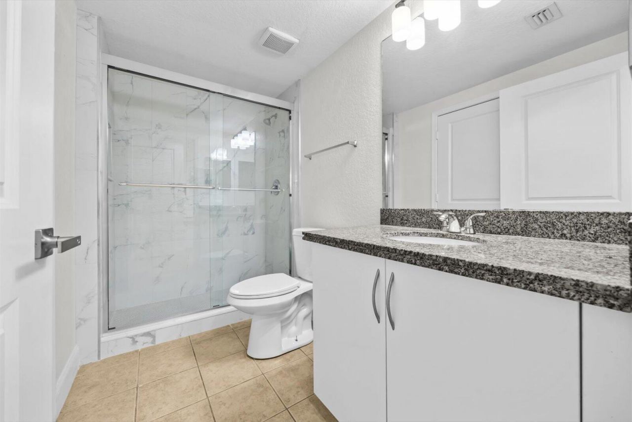 158 SW Peacock Boulevard, Unit 30-104, Port Saint Lucie, FL 34986 Photo