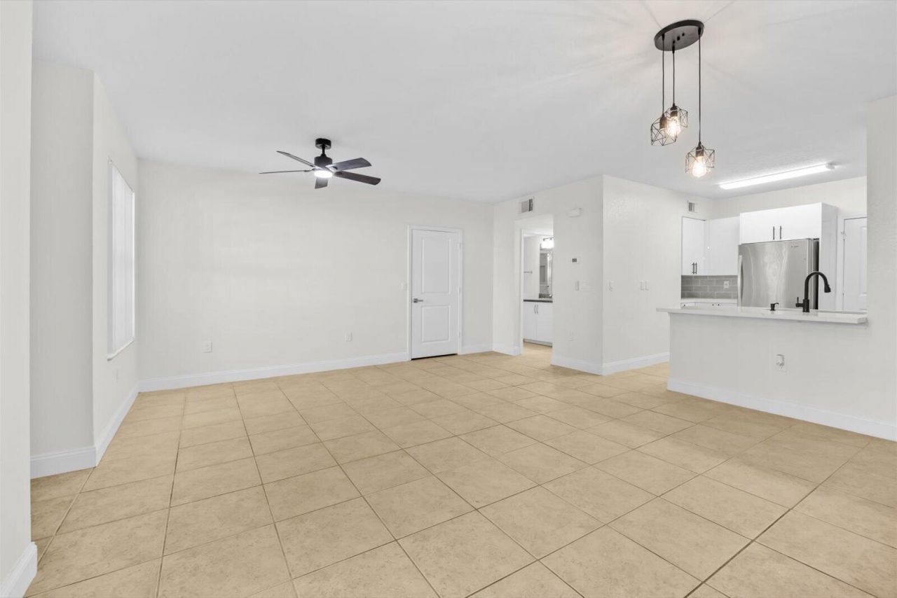 158 SW Peacock Boulevard, Unit 30-104, Port Saint Lucie, FL 34986 Photo