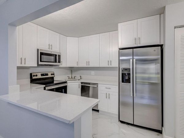 4821 Sable Pine Circle, Unit B1, West Palm Beach, FL 33417