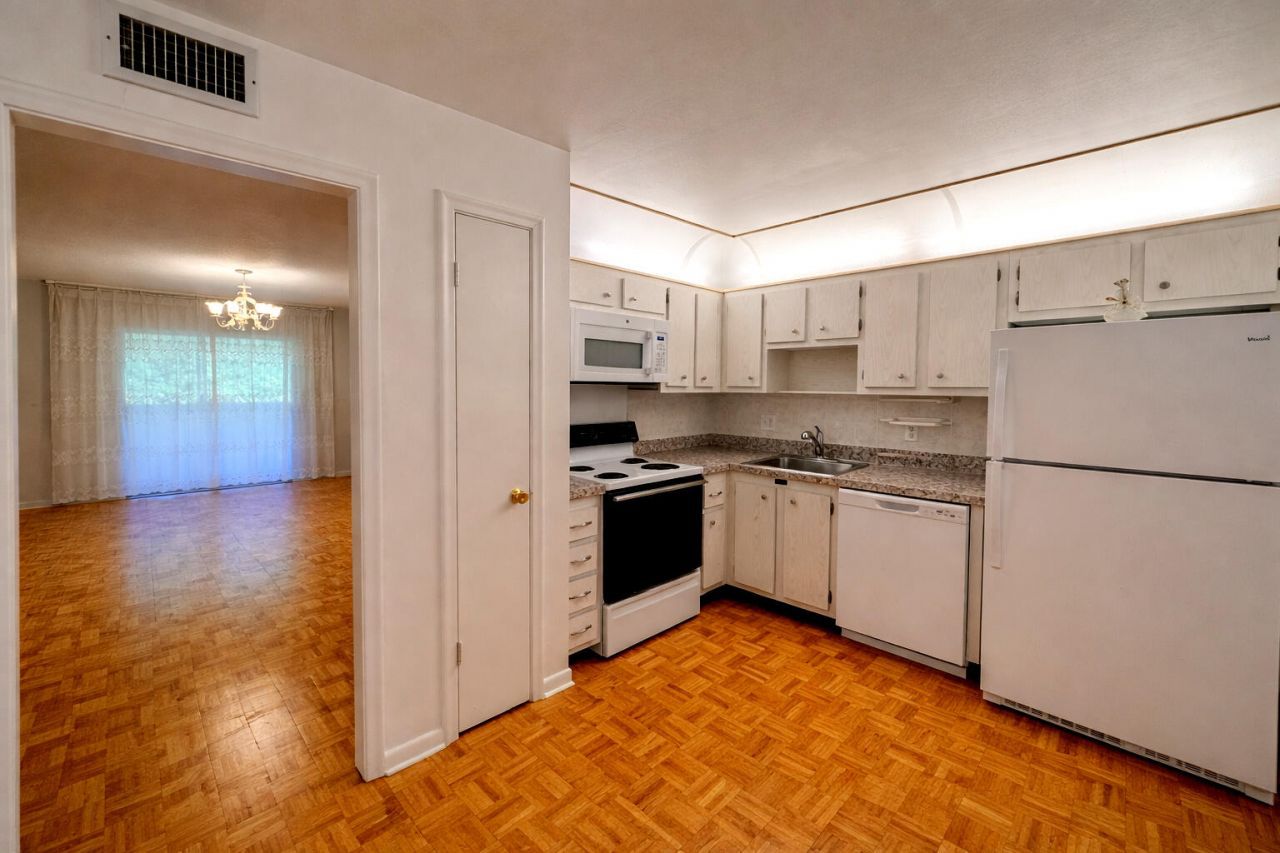 22615 SW 66th Avenue, Unit #415, Boca Raton, FL 33428 Photo