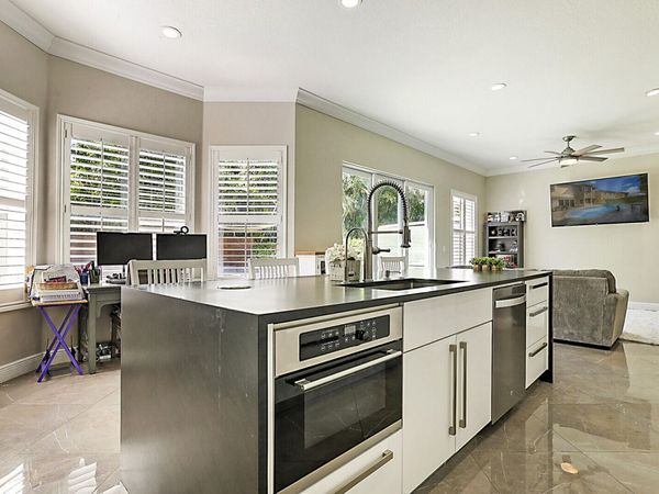 7167 Ivy Crossing Lane, Boynton Beach, FL 33436