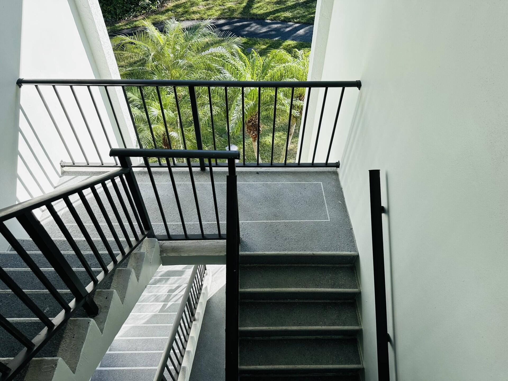 1007 Green Pine Blvd, Unit G3, West Palm Beach, FL 33409 Photo