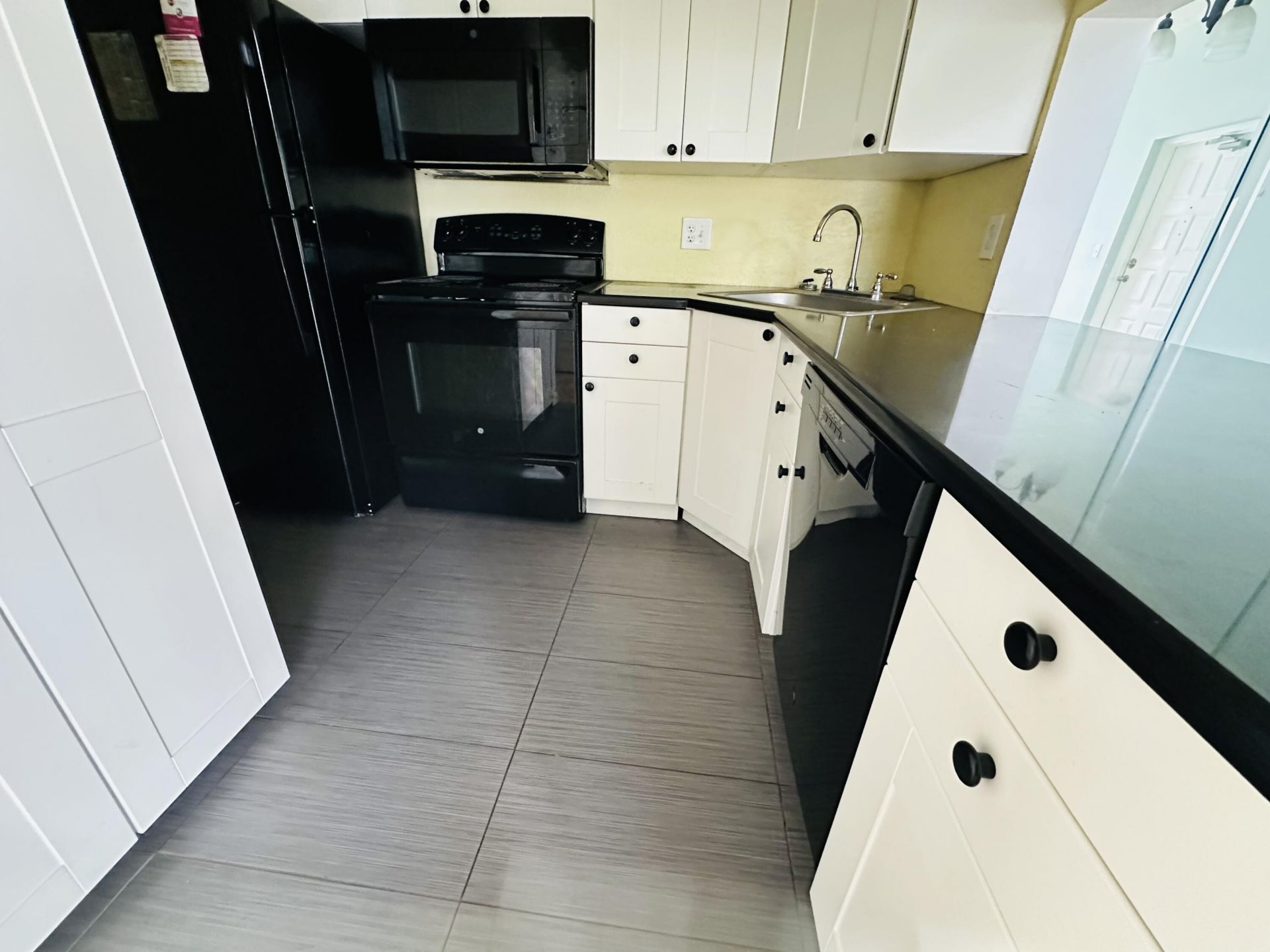 1007 Green Pine Blvd, Unit G3, West Palm Beach, FL 33409 Photo