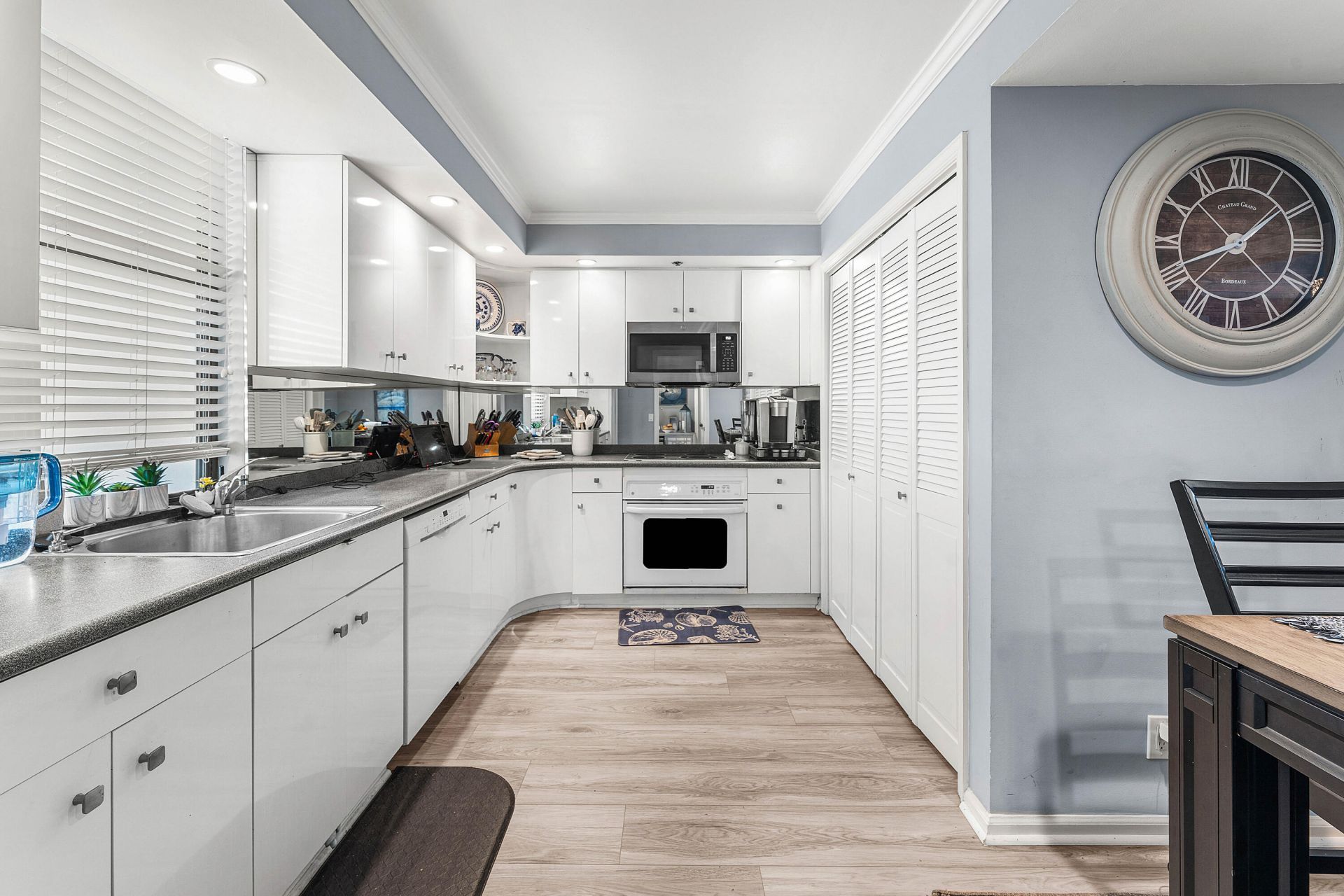 100 Beach Road, Unit 602, Tequesta, FL 33469 Photo