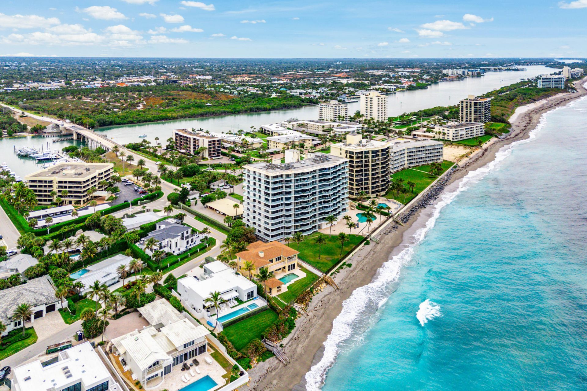 100 Beach Road, Unit 602, Tequesta, FL 33469 Photo