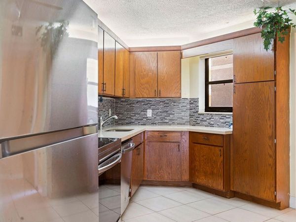 5701 Camino Del Sol, Unit 204, Boca Raton, FL 33433