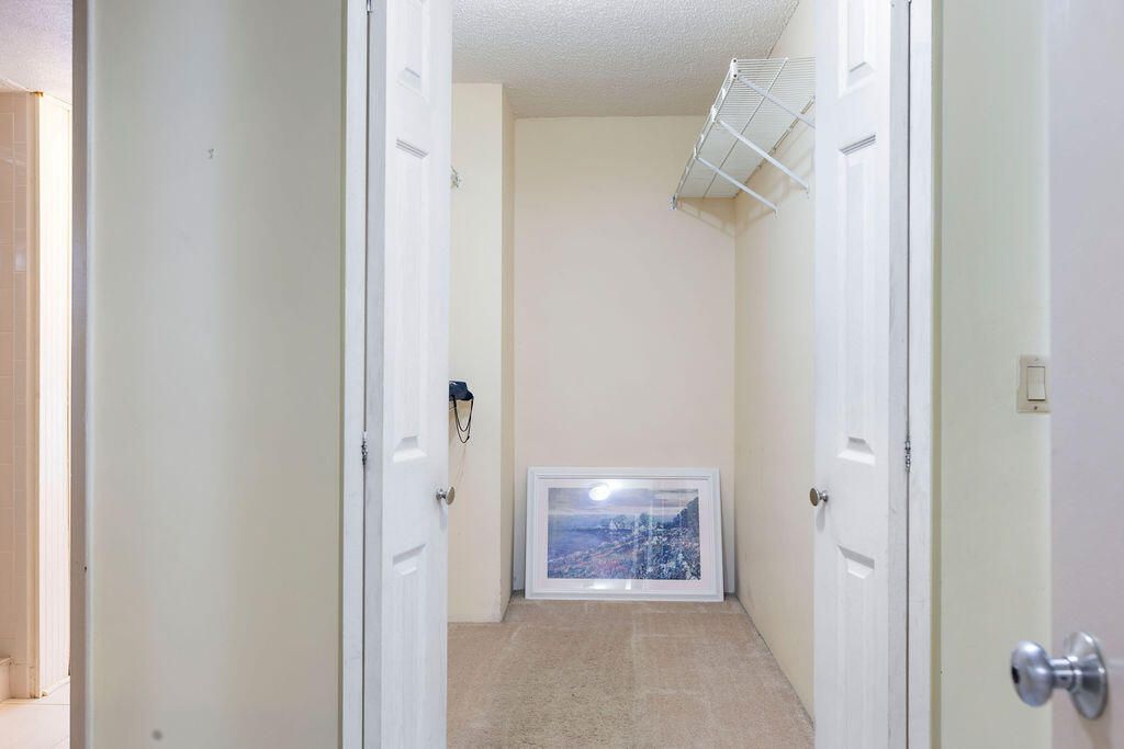 5701 Camino Del Sol, Unit 204, Boca Raton, FL 33433 Photo