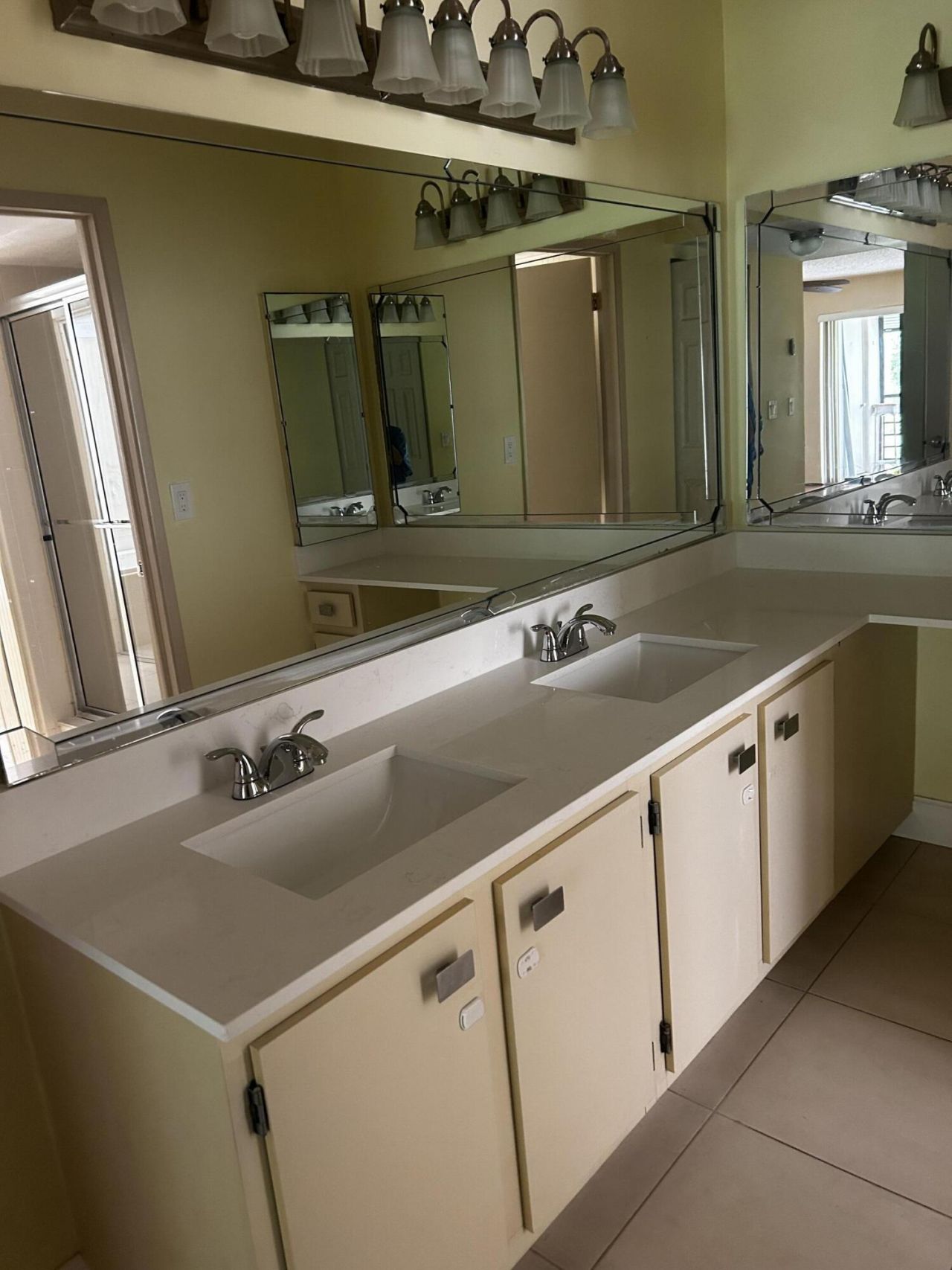 5701 Camino Del Sol, Unit 204, Boca Raton, FL 33433 Photo