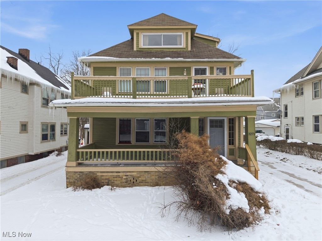 3271 Desota Avenue, Cleveland, OH 44118 Main Photo
