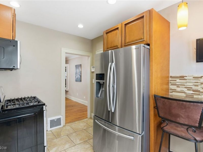 3271 Desota Avenue, Cleveland, OH 44118 Photo 12