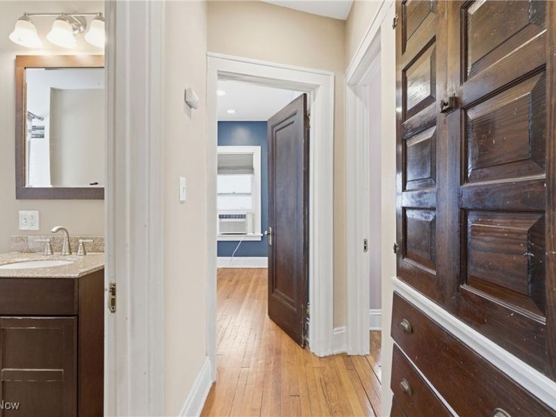 3271 Desota Avenue, Cleveland, OH 44118 Photo 15