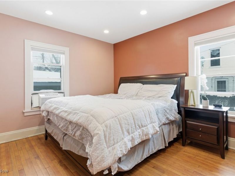 3271 Desota Avenue, Cleveland, OH 44118 Photo 17