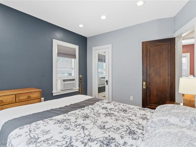 3271 Desota Avenue, Cleveland, OH 44118 Photo 21