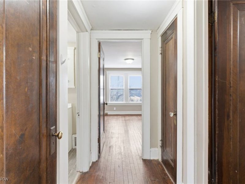 3271 Desota Avenue, Cleveland, OH 44118 Photo 27