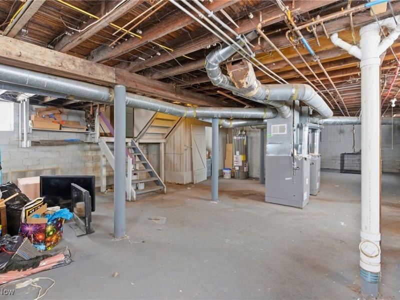 3271 Desota Avenue, Cleveland, OH 44118 Photo 31