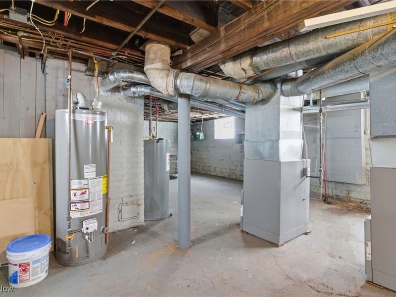 3271 Desota Avenue, Cleveland, OH 44118 Photo 33