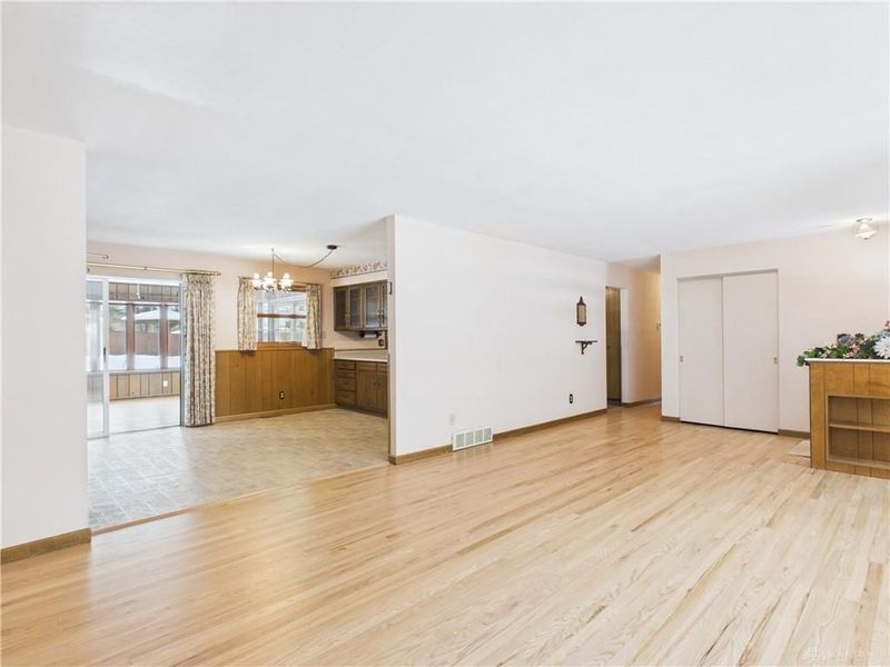 1326 Lemcke Road, Dayton, OH 45434 Photo 5