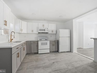 1928 W CAREY STREET, PHILADELPHIA, PA 19140