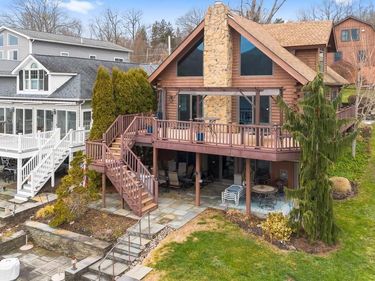 327 MARINA LANE, FACTORYVILLE, PA 18419