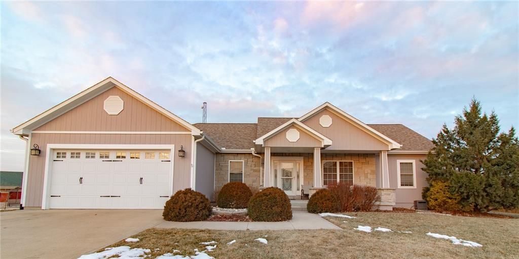 908 Golden Eagle Trail, Holden, MO 64040 Main Photo