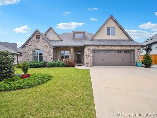 908 W 85th Street , Tulsa, OK 74132