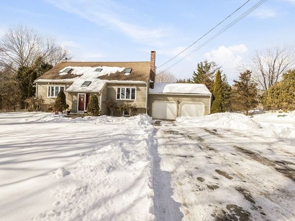 73 Bayview Ave, Berkley, MA 02779