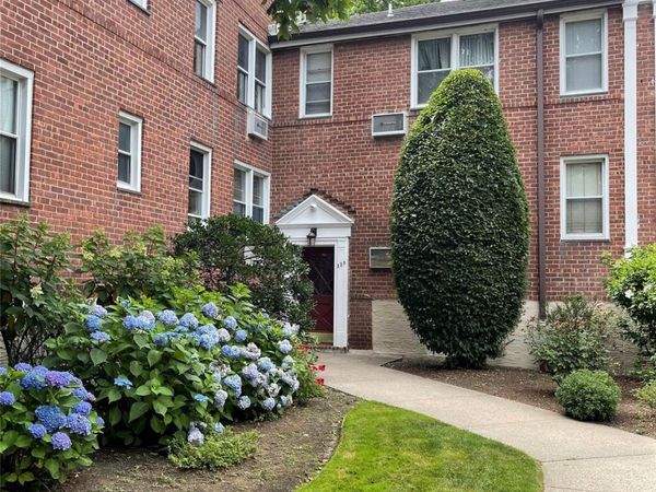 329 Palmer Terrace, Unit 1B, Mamaroneck, NY 10543